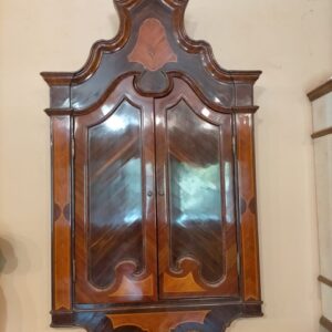 Coppia credenzine in legno con campionatura in marmo