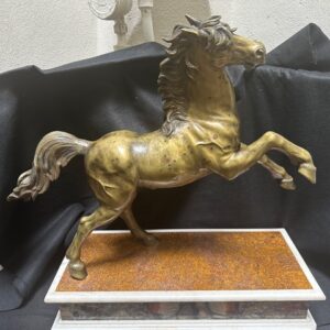 Cavallo in bronzo dorato Italia XIX secolo