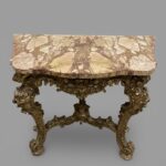 Splendida consolle in legno dorato con piano lastronato in marmo “giallo antico"